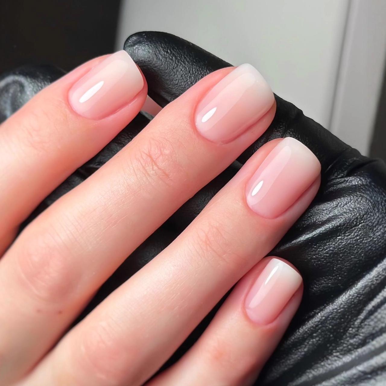 Nude Gradient Fashion Wearable False Nail Patches