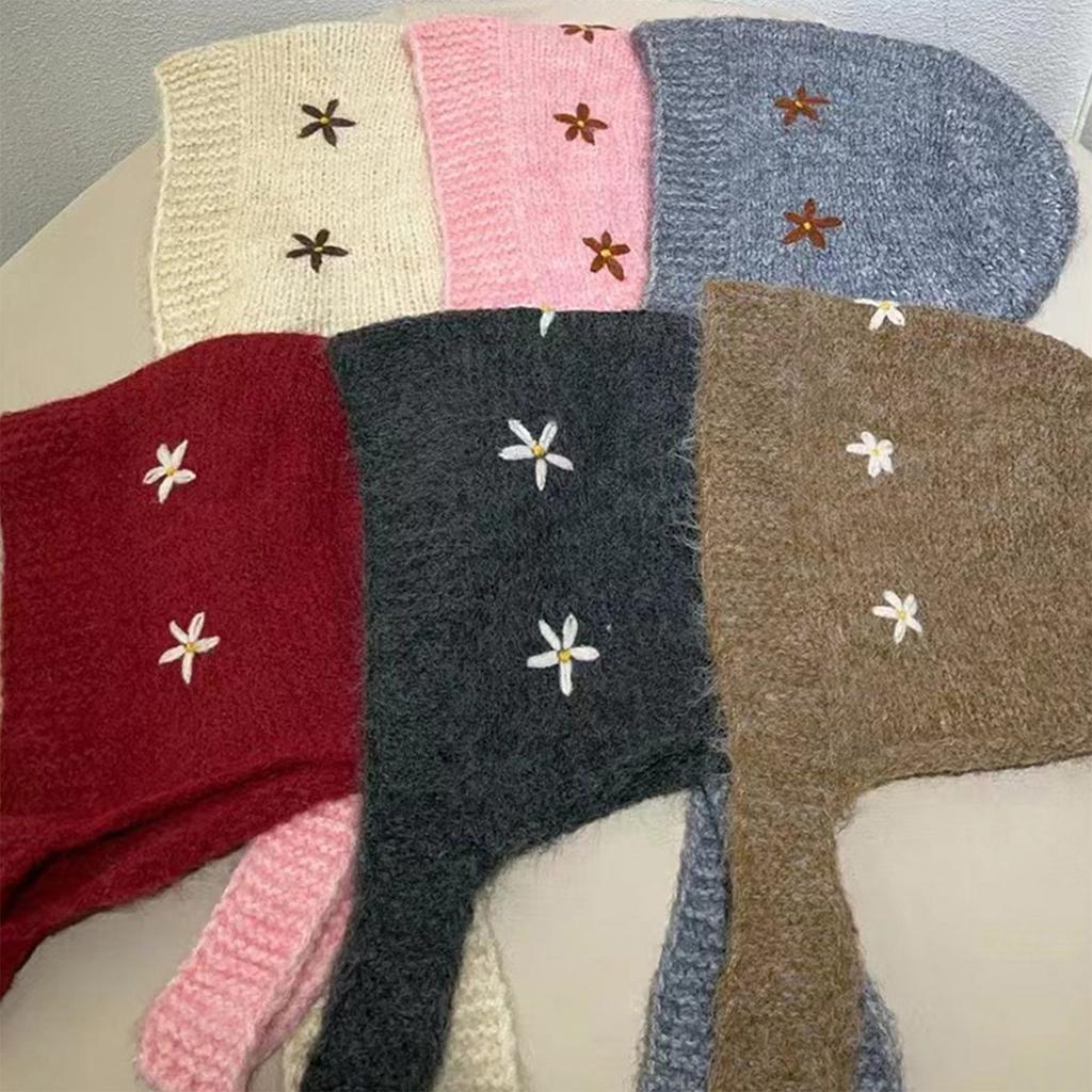 Lovely Flower Knitted Hat Winter Warmth And Comfortable Hat Handmade Hat for Women and Kids