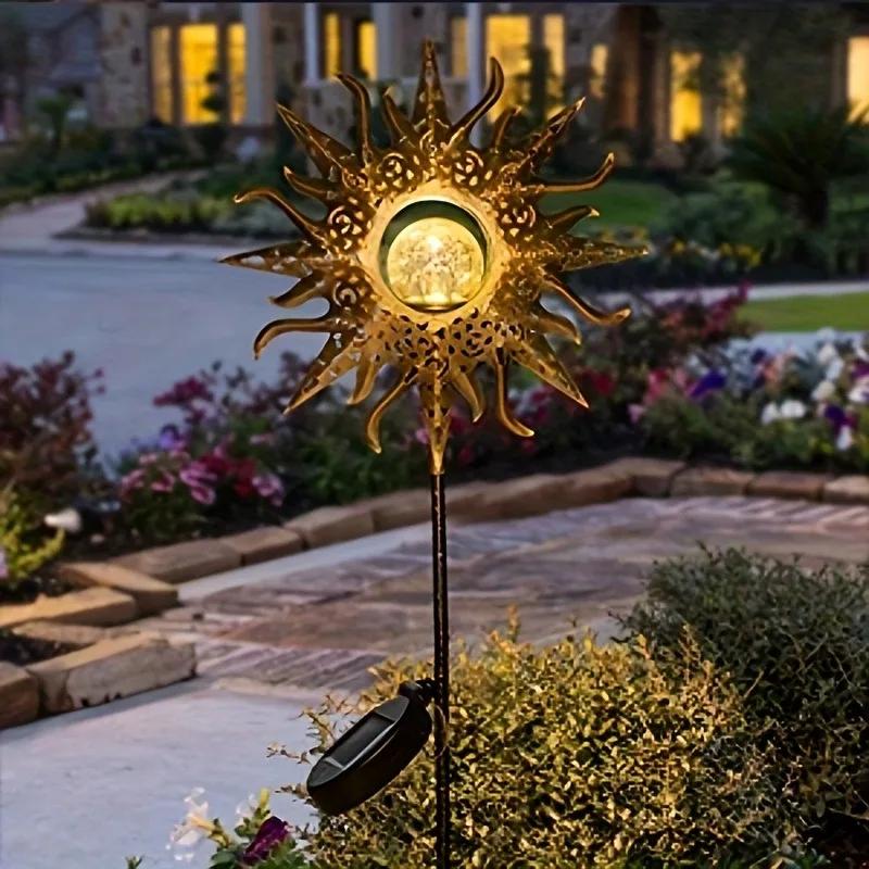 Solar-powered Ironwork Glass Crack Sun Projection Bell Hollow Projection Lamp Waterproof Outdoor Light for Lawn Door Garden Home