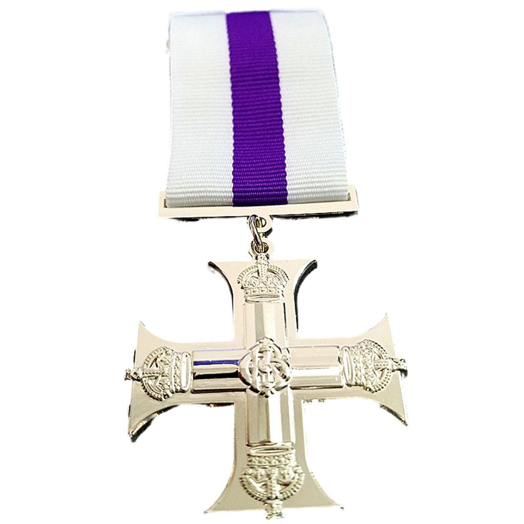 Kreuzanhänger Medaillen Abzeichen mit Band Brosche Anstecknadel Symbolisieren Glaube und Stärke für Uniform Kostüm Epauletten Medaillen