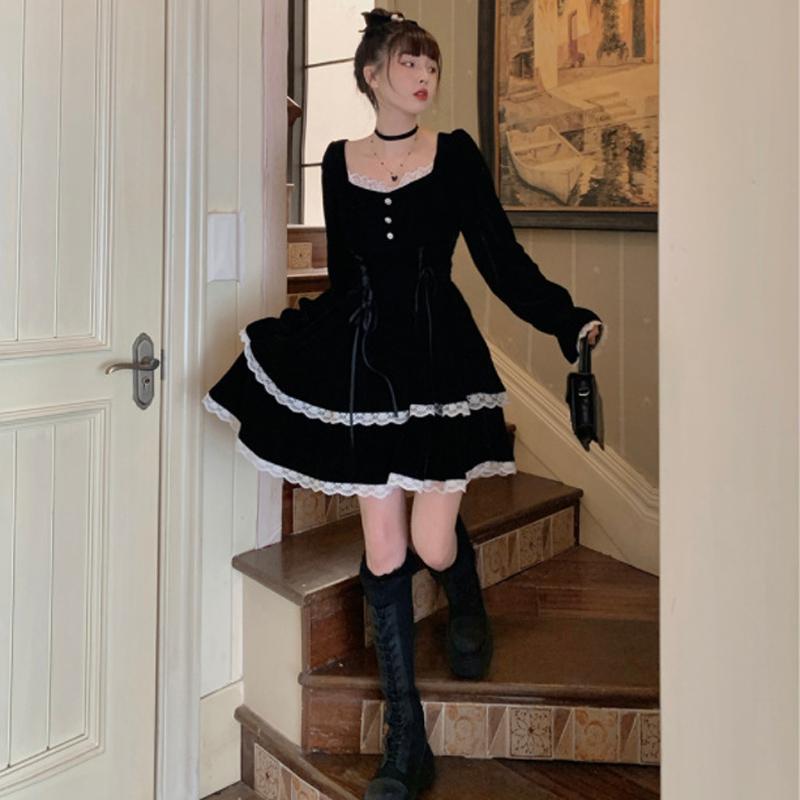 Zimní krajka Lolita Šaty Party Kawaii Oblečení Neformální Černý Samet Y2k Mini Šaty Gotické Černé Sametové Jednodílné šaty Korea