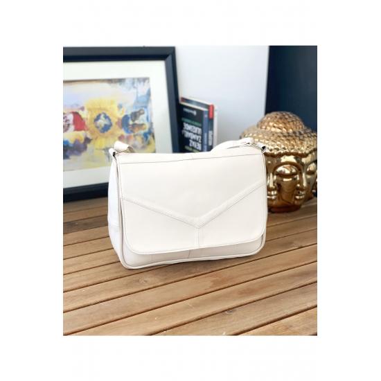 Taschen und Koffer Mittelgroße Damen-Umhängehandtasche aus echtem Leder.