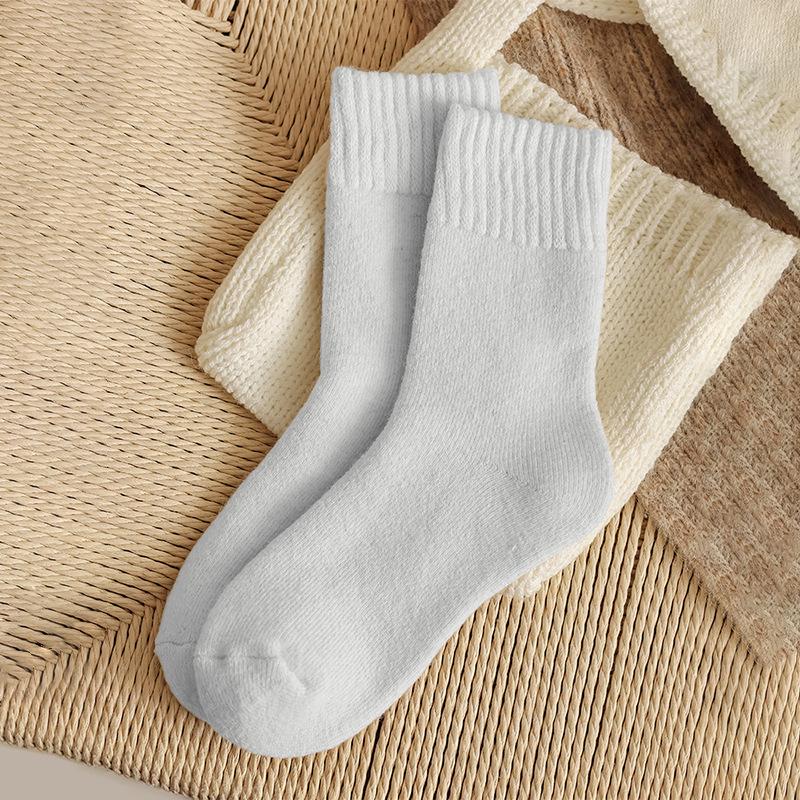 Chaussettes d'hiver chaudes épaissies pour femme - Polyvalentes, Anti-froid, Indispensables Automne/Hiver