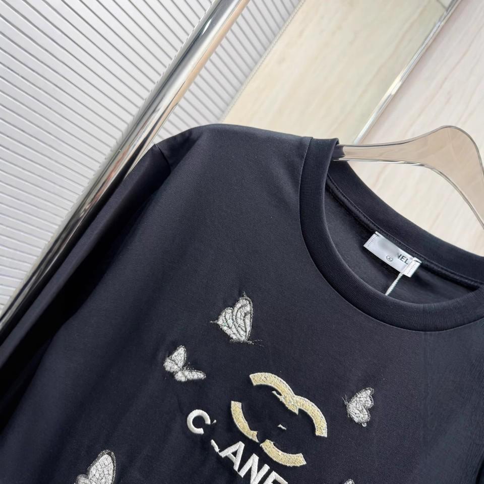 2026 Koreanisches Lässiges Luxus-T-Shirt mit Stickerei, kurzärmelig