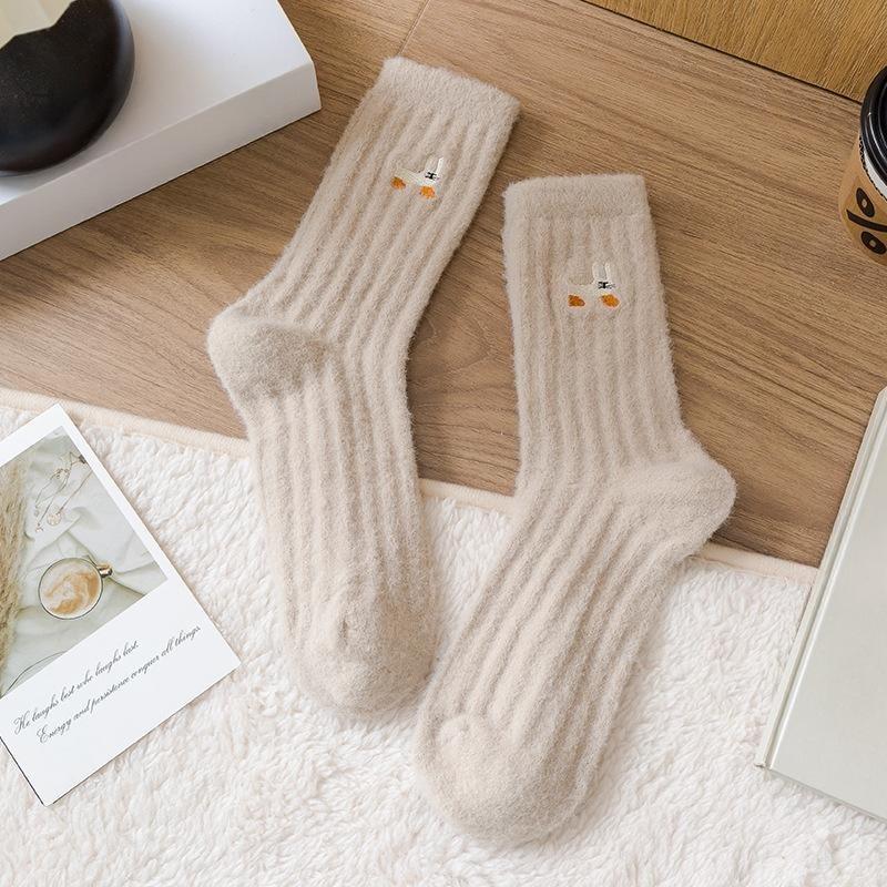 Female Winter Thickened Embroidery Warm Solid Color Vertical Bar Floor Sleeping Tube Socks