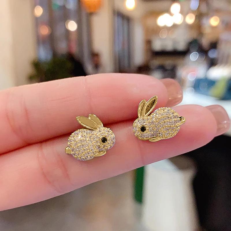 

Huitan Cute Rabbit Stud Earrings for Girls Bling Bling Crystal CZ Exquisite Female Earrings Daily Wear Party Statement Zircon