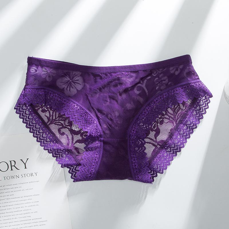 Ladies Spring and Summer Sexy Lace Hollow Breathable Low Waist Cotton Crotch Triangle Briefs