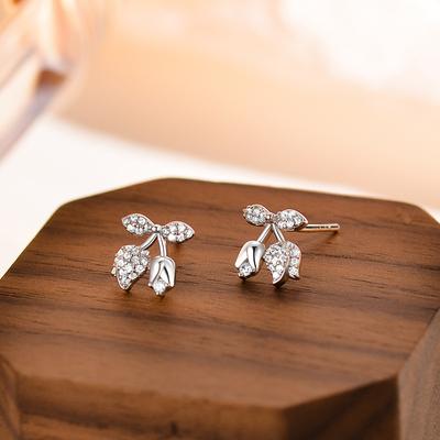 Cherry Earrings Light Luxury High-end Feeling Sweet Small and Exquisite Niche Design Earrings