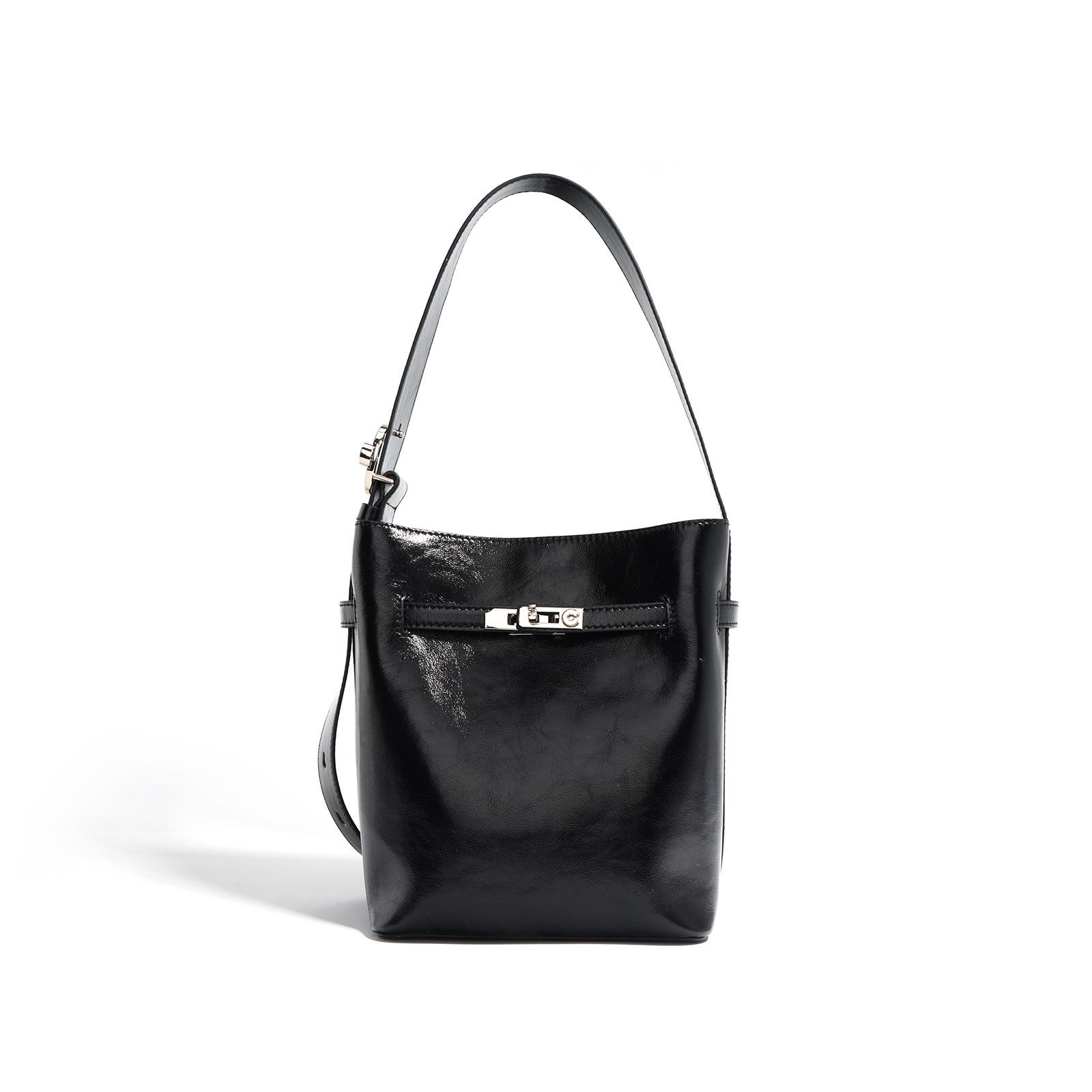 

Та же сумка-ведро Нишевая Большая вместимость Кожа с масляной пропиткой Сумка на плечо Сумка-мессенджер Повседневная Маленькая сумка Женская чёрный