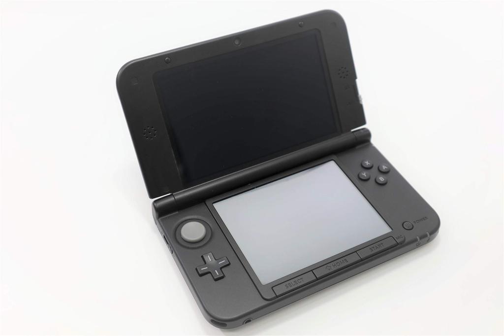 Nintendo 3DS LL Silver X Black production [Manufacturer discontinued]