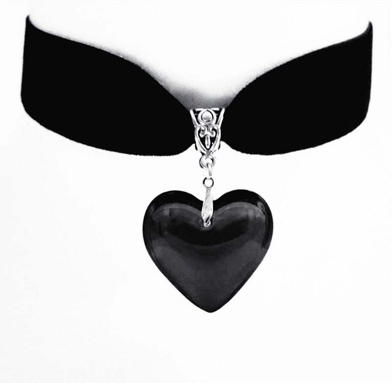 Gothic Red Heart Pendant Necklace With Black Velvet Chain For Women