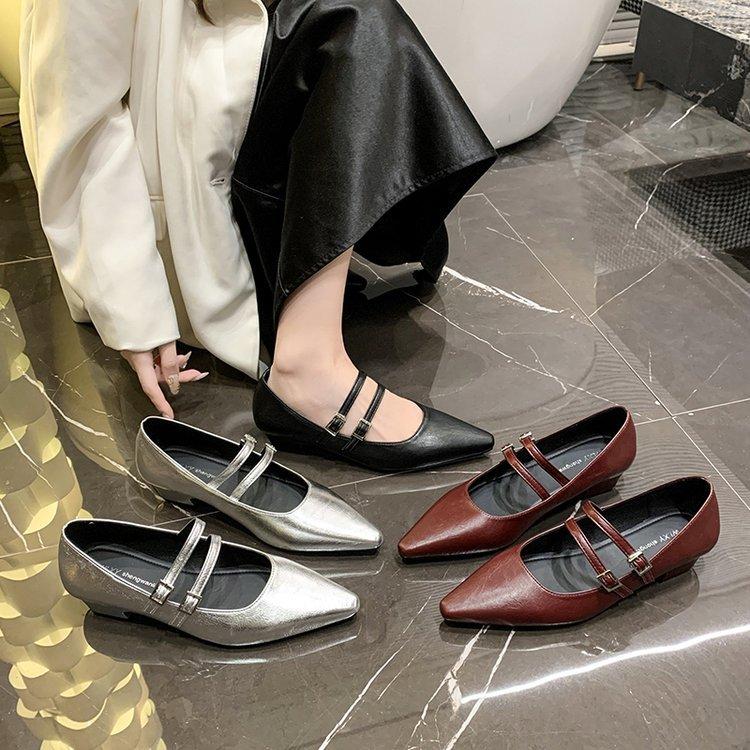 Retro low-heeled Mary Jane women's shoes, new pointed thick heels, shallow mouth temperament commuting single shoes women