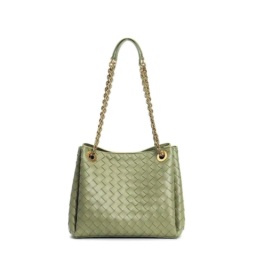 2025 New women's chain parachute bag handmade leather woven bag versatile commuter shoulder messenger bag tide