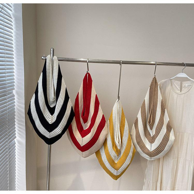 Large-capacity Commuter Versatile Vacation Beach Bag Women's Woven Bag Knitted New Hollow Shoulder Bag