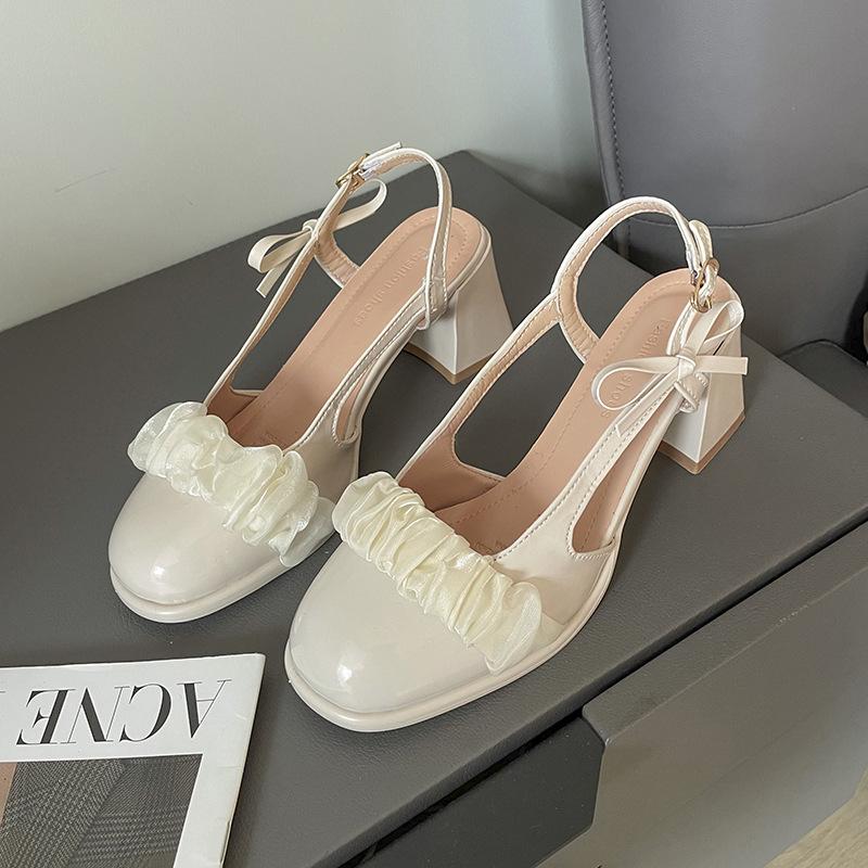 2025 new bow French elegant temperament bag head square root sandals fairy style versatile small fragrant style fairy shoes