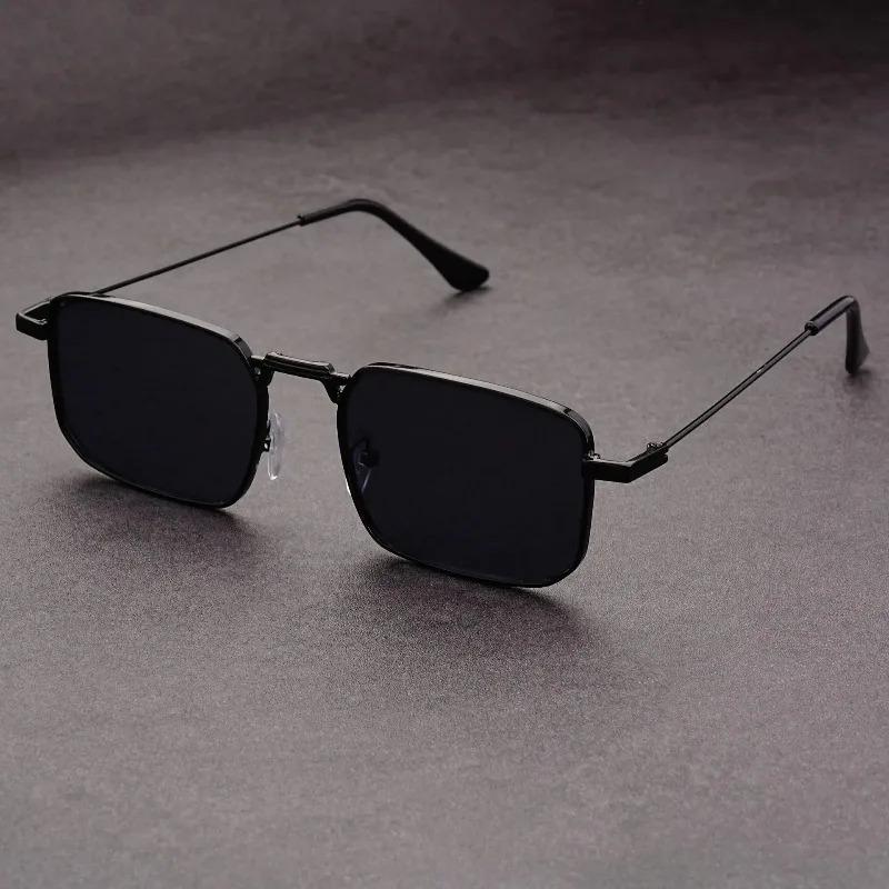 Retro Rectangular Sunglasses Men Women Brand Designer Fashion Metal Frame Glasses Classic Outdoors Driving Shades Uv400 Gafas