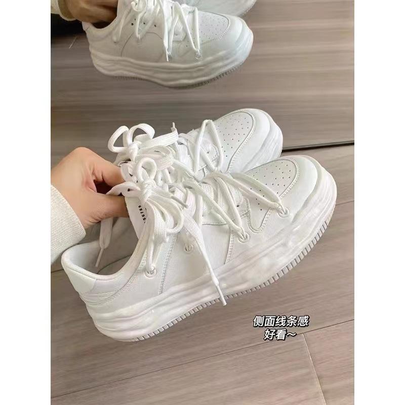 Women's Shoes 2025 New Leather Little White Shoes Women's Korean Version Platform Dissolving Board Shoes Women's Casual Shoes Versatile Sports Shoes