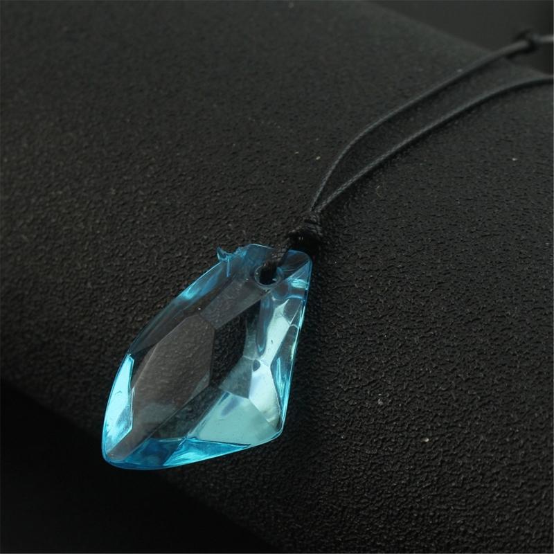 Plastic/Resin Crystal Drop Necklace User Friendly Design Pendant Neck Chain Jewellery For Individuals Daily Wear