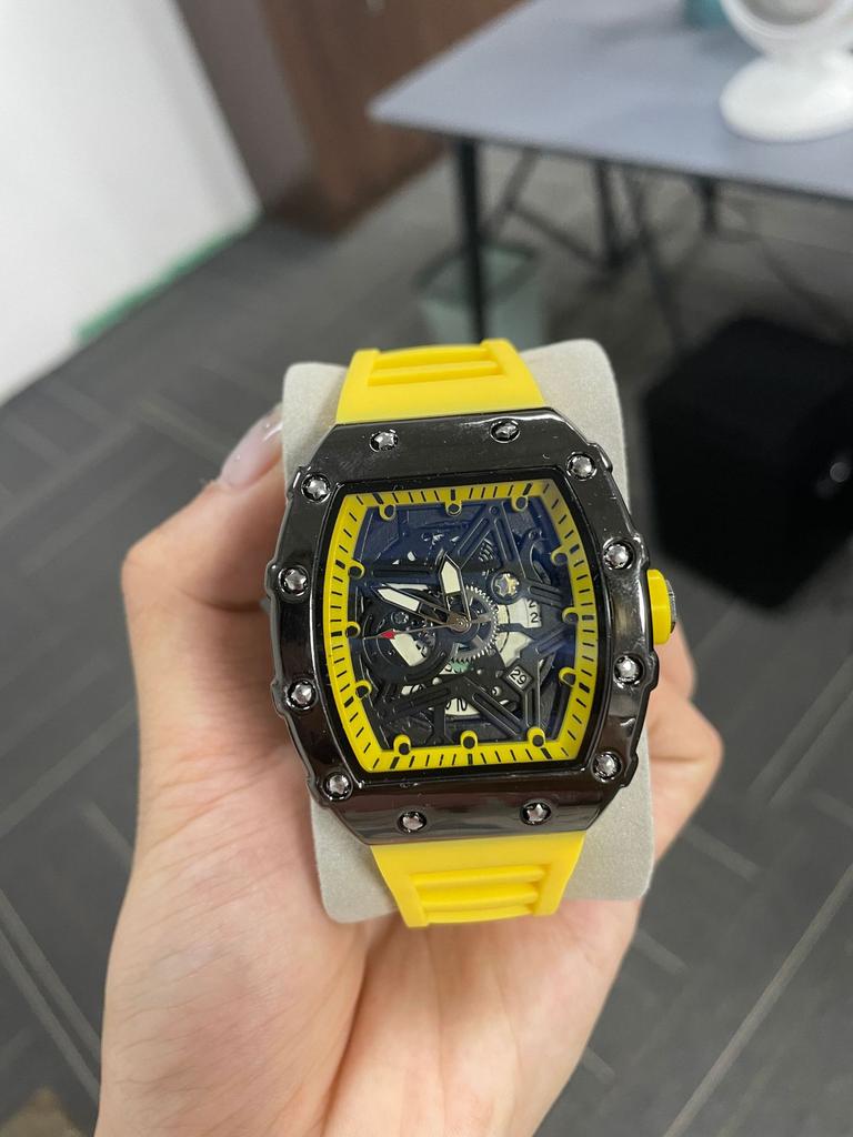 Watch Domineering High-Value Fashion Trend Non-Mechanical Watch Luminous Barrel-Shaped Men'S Watch