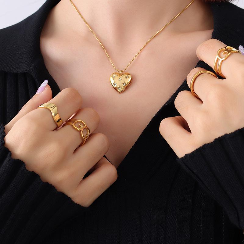 Heart-Shaped Diamond Inlaid Necklace, 18K Gold-Plated Titanium Steel with Bead Chain, European Style Luxury.