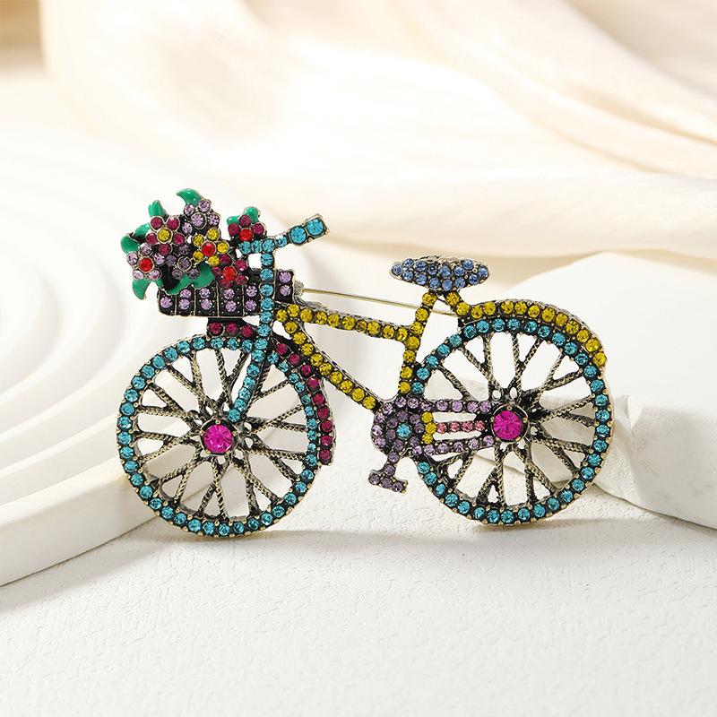 Color Diamond Bicycle Brooch Pin Women'S Clothing Accessories Bag Corsage