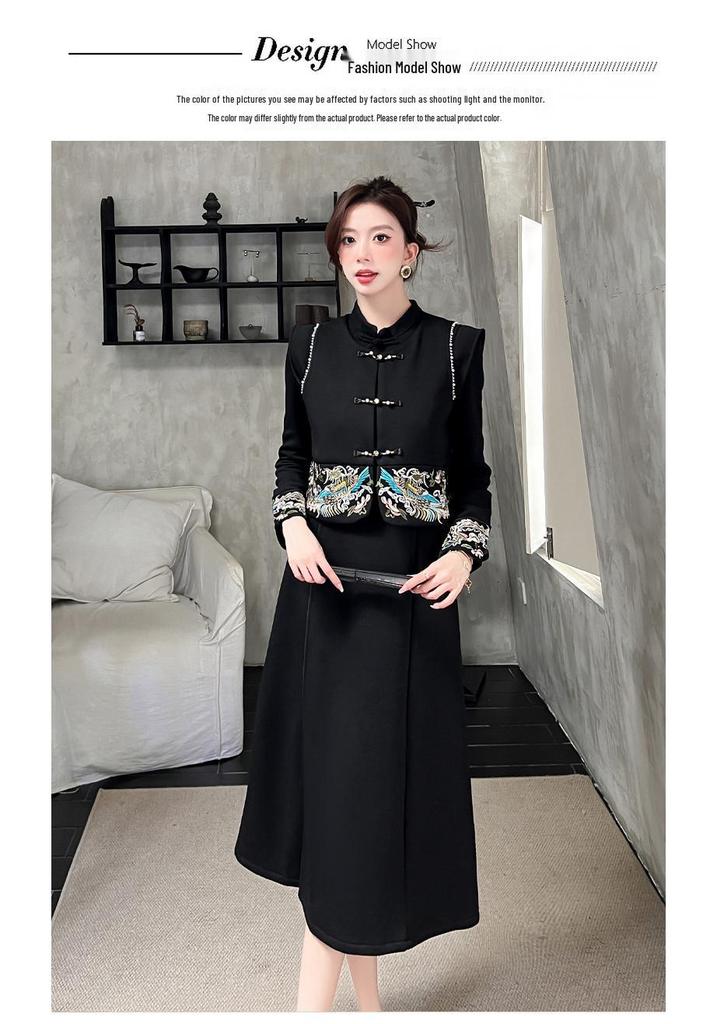 2026 Spring New Arrival: Embroidered Retro Dress & Heavy Embroidered Vest in Chinese National Style