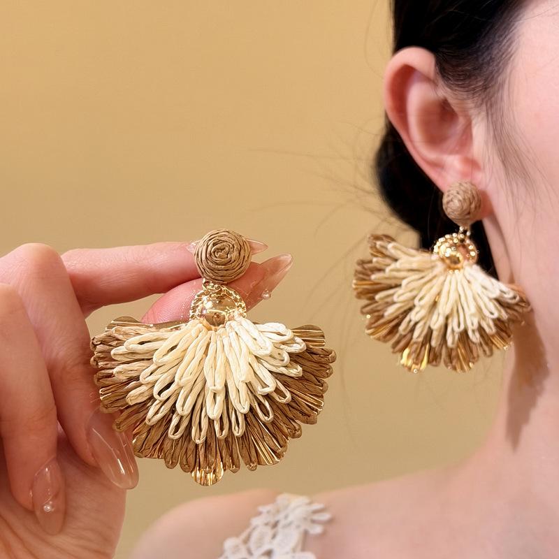 Steel needle raffia fan pendant earrings seaside vacation style temperament earrings niche high-end versatile earrings women