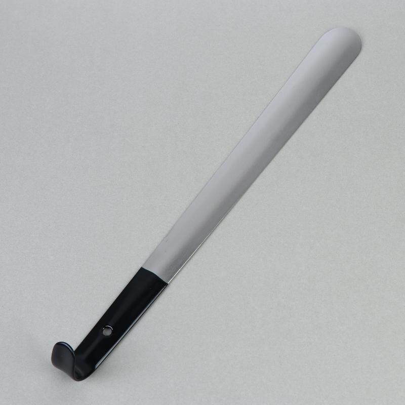 1Pcs 16.5"/42Cm Easy-Grip Metal Shoe Horn Black Long Handle Curved Hook Ergonomic Stainless Steel Shoehorn For Seniors