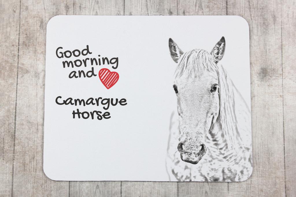 Camargue Horse - Baskılı mouse pad, atlı kişiselleştirilmiş pad, Art-Dog markasından bir ofis çalışanı için benzersiz bir alet