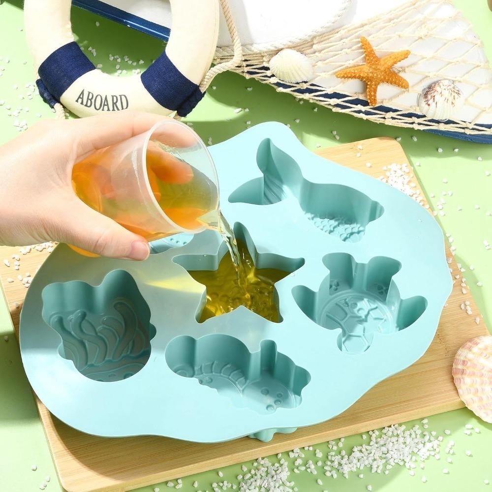 2 Piece Heat Resistant Baby Food Molds Easy To Release Ice Cube Trays Cute Chocolate Mold Fondant