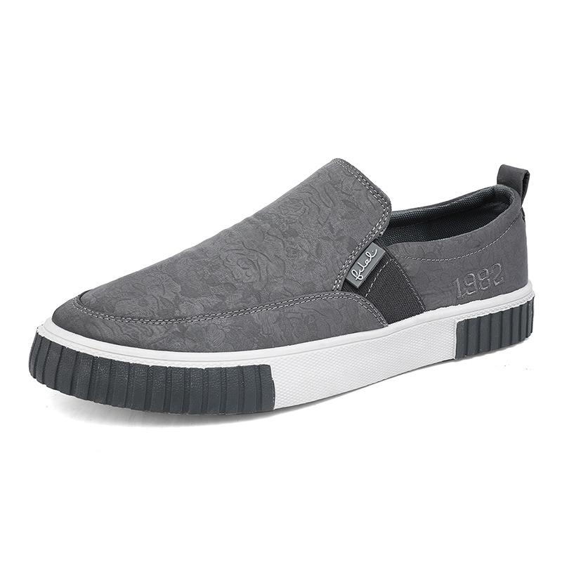 

Ice silk cloth casual fashion board shoes summer new low-top breathable men s shoes trend outer sleeve lazy shoes 2025 44