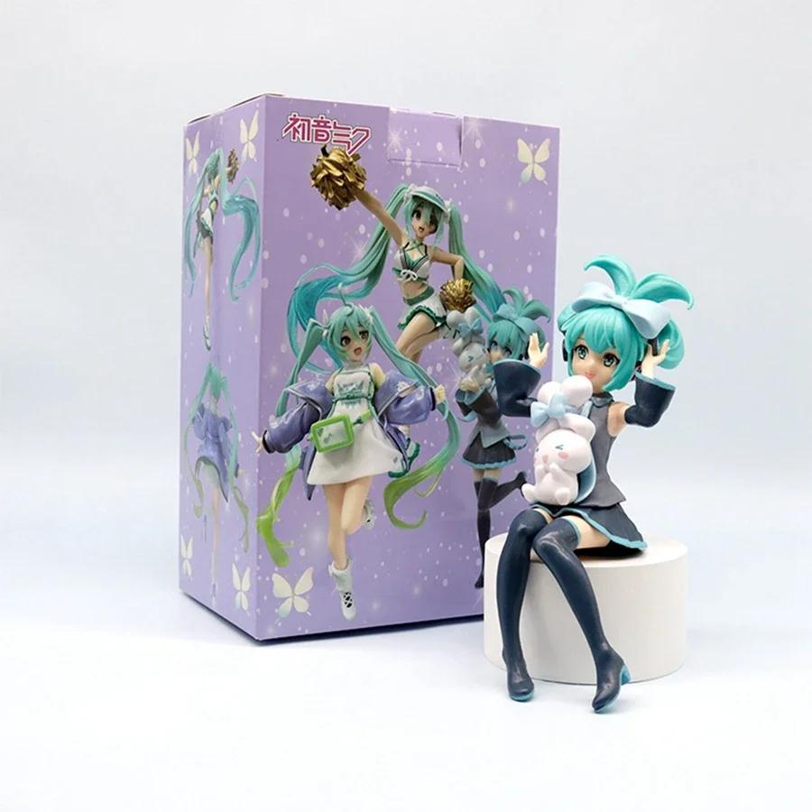 1 Stück 20 cm / 7,87 Zoll Hatsune Miku X Cinnamoroll Anime Figur Kawaii Miku Action Figur PVC Erwachsenen Sammlermodell Puppen Spielzeug Geschenke