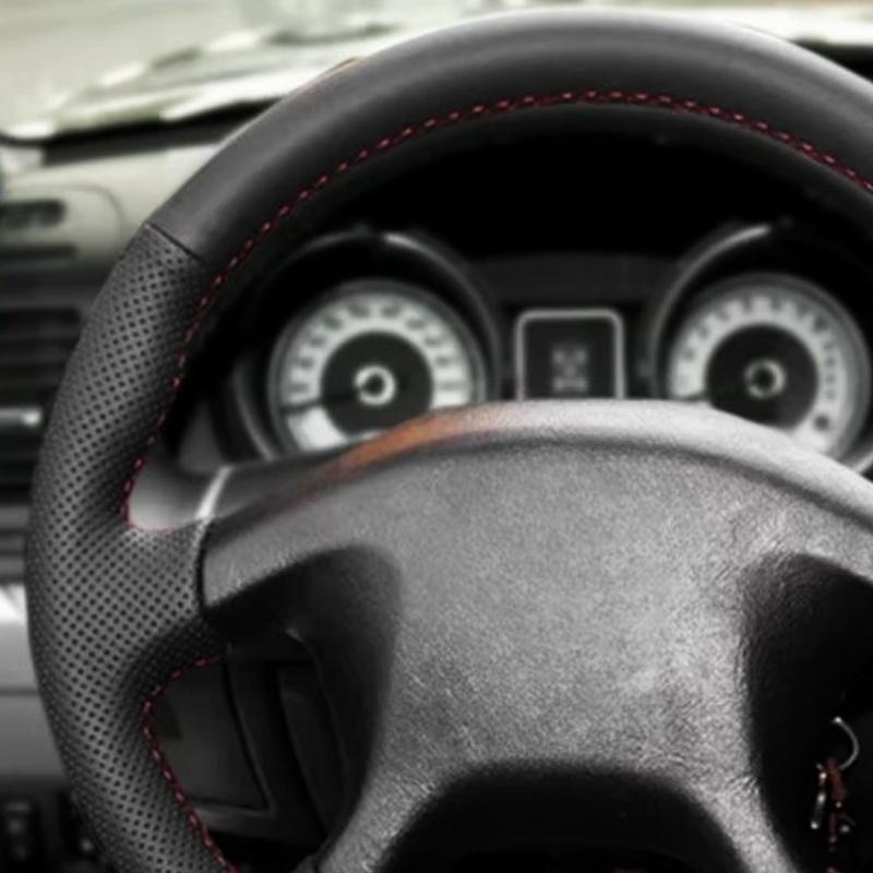 Hand Stitched Perforated Microfiber Leather 1997 - 2006 Pajero Pinin Space Gear Steering Wheel Cover For Mitsubishi L200