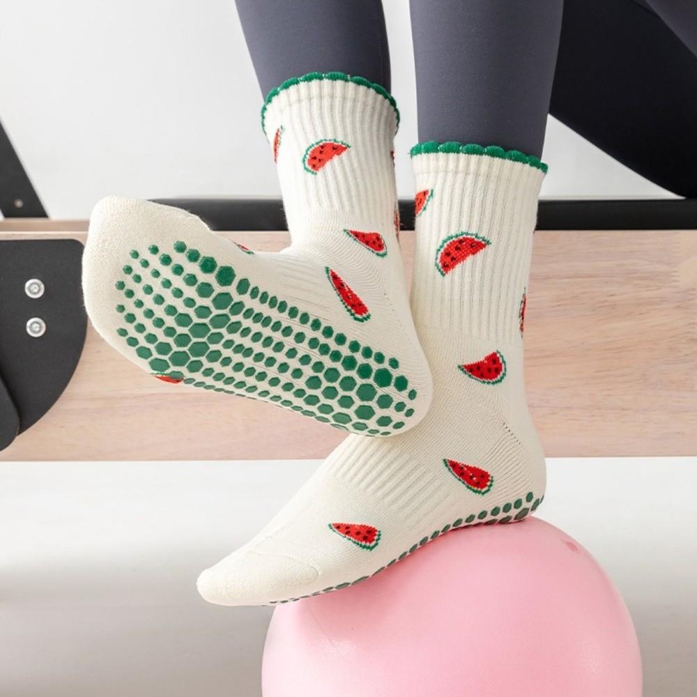 Breathable Yoga Socks Non-Slip Floor Socks Fashion Pilates Socks for Women