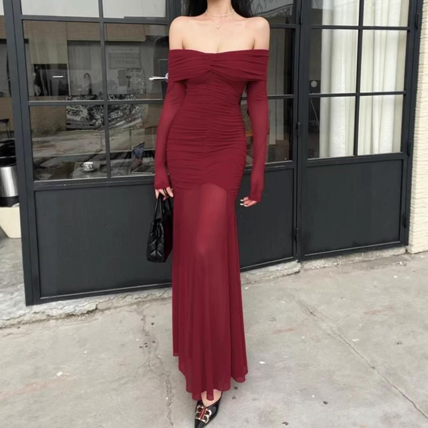 Elegant One-Shoulder Mesh French Dress with Slim Long Sleeves and Sexy Design Medium чёрный