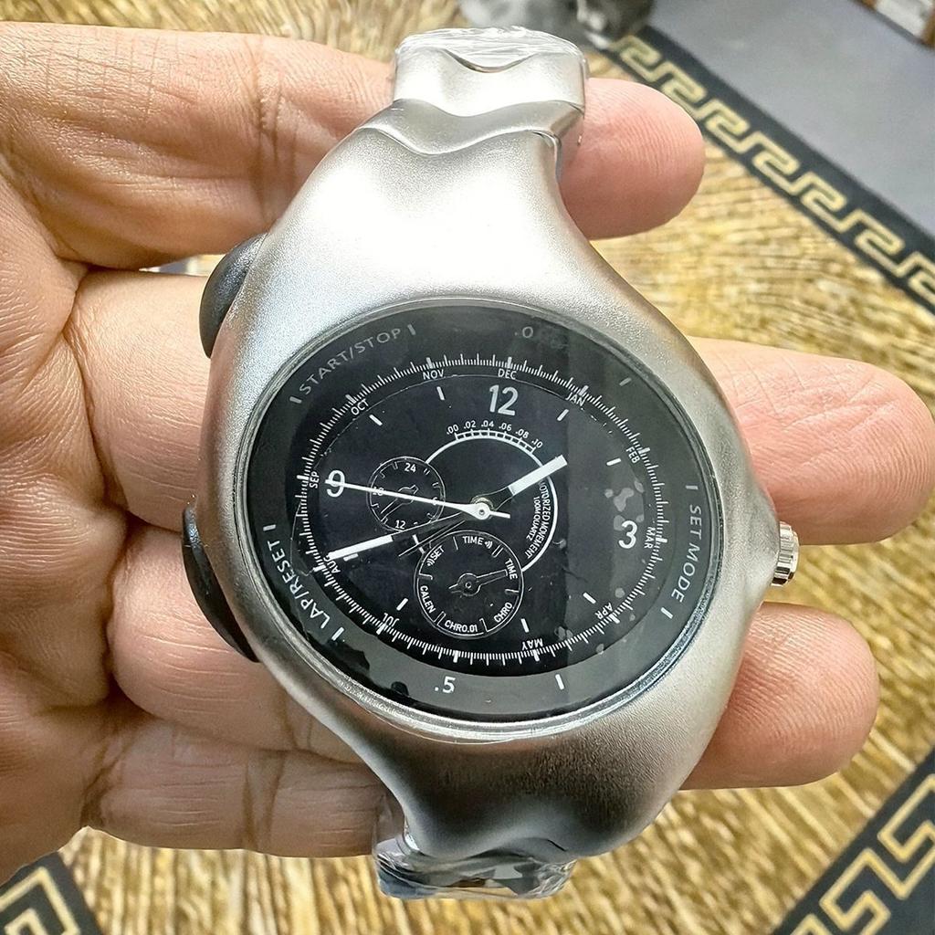 Hot selling Alien Unique Y2k Quartz Watch Mens Twisted Case Oval Ellipse Special Creative Design Steel Fashion Men Watch Clock
