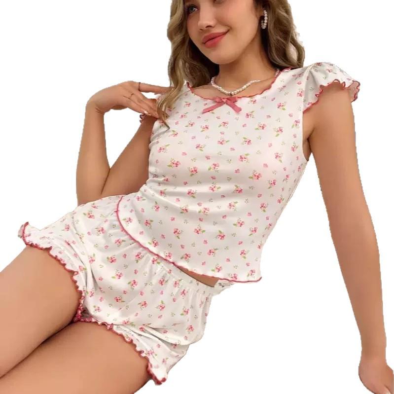 Women's Spring Floral Patchwork Pajama Set - Mushroom Hem Top & Shorts.