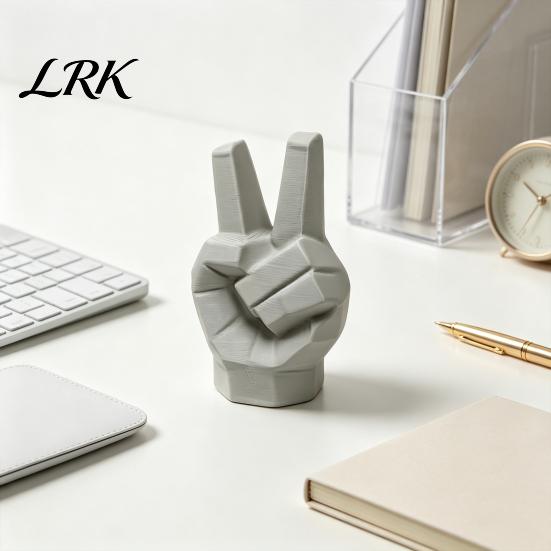 Unique Photo Props 3D Printed Victory Gesture Hand Sculpture, Modern Resin Statue for Home Office Minimalist Decor Desk Decor, Creative Geometric
