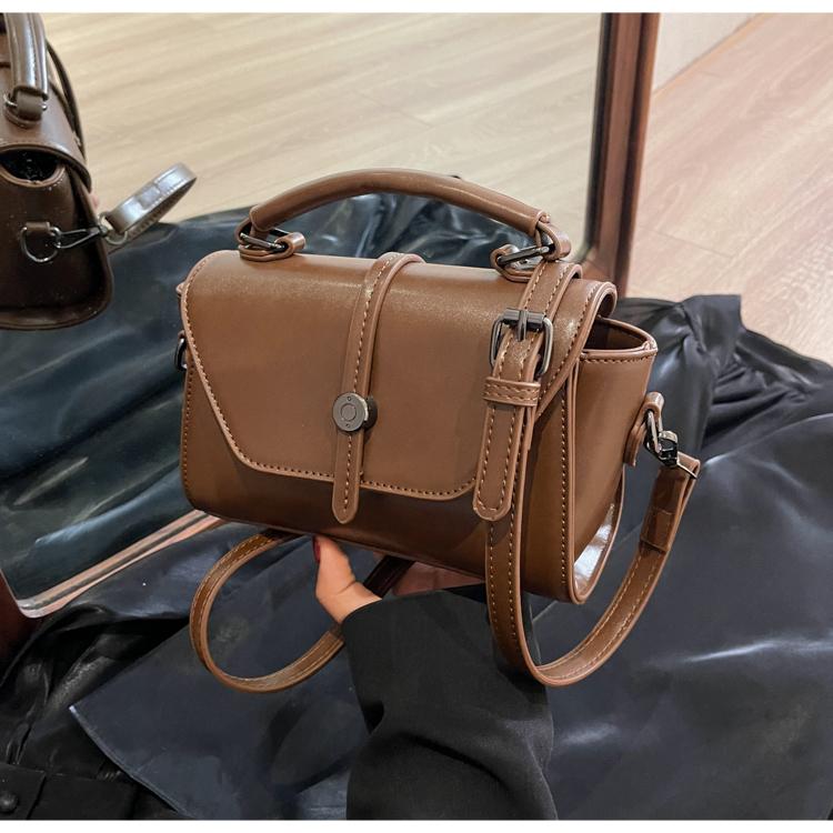 PU Crossbody bags for women  retro versatile shoulder bags  elegant and new