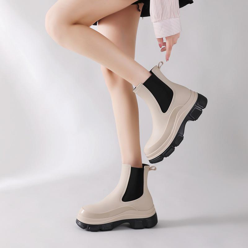 Women's Chelsea Rain Boots: Stylish Waterproof Korean-Style Pull-On Rubber Shoes with Thick Sole for Versatile Outdoor Wear