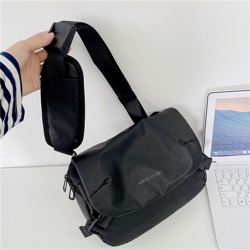 

Class commuter bag simple cycling mail carrier bag casual Oxford cloth tooling large capacity versatile shoulder messenger bag чёрный