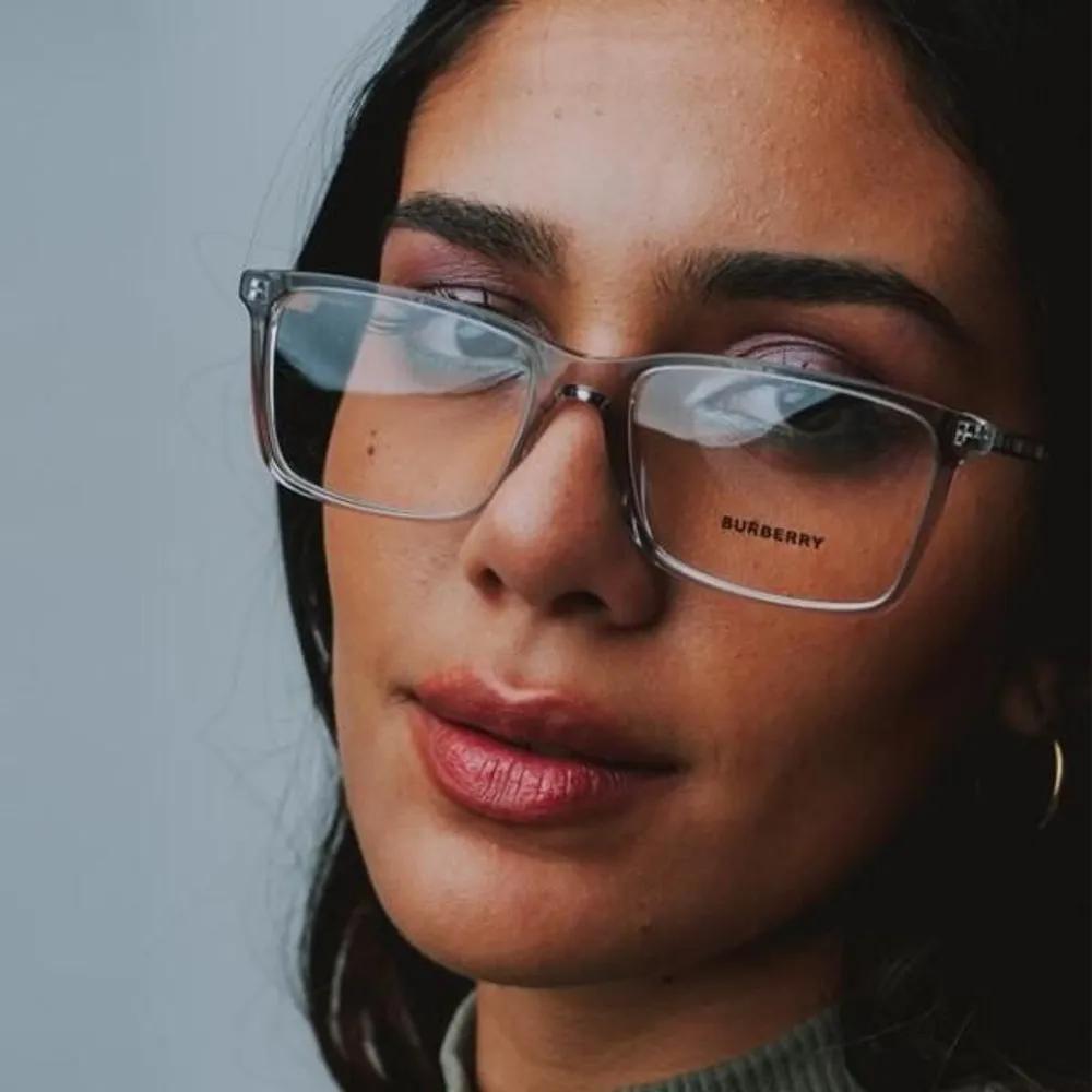 

[Burberry] Eyeglass Frames BE2339 3028 Translucent Square Horn-rimmed