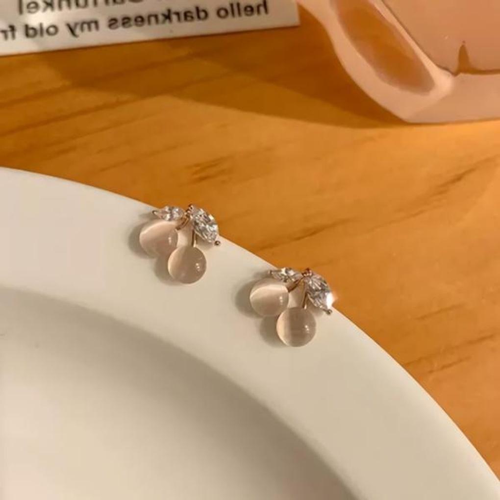 Women's Daily Accessory Sari Cherish Peach Earrings