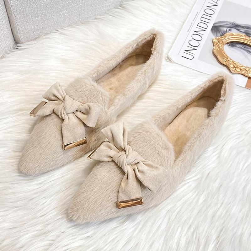 

Pointed high-heeled fluffy shoes for women, mink hair single shoes for autumn and winter, one velvet bean shoes, large size women s shoes 4143 43 абрикосовый