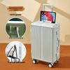 Robuster Reisekoffer mit Aluminiumrahmen