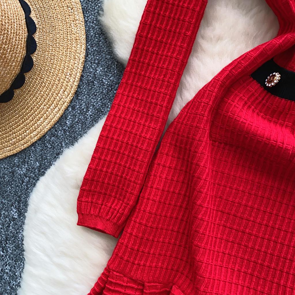 Spring Autumn Women Elegant V-neck Designer Knitted Sweater Mini Short Dresses