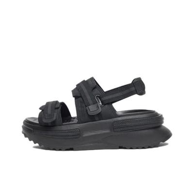 Run Star Utility CX Sandale 'Triple Black' A06480C