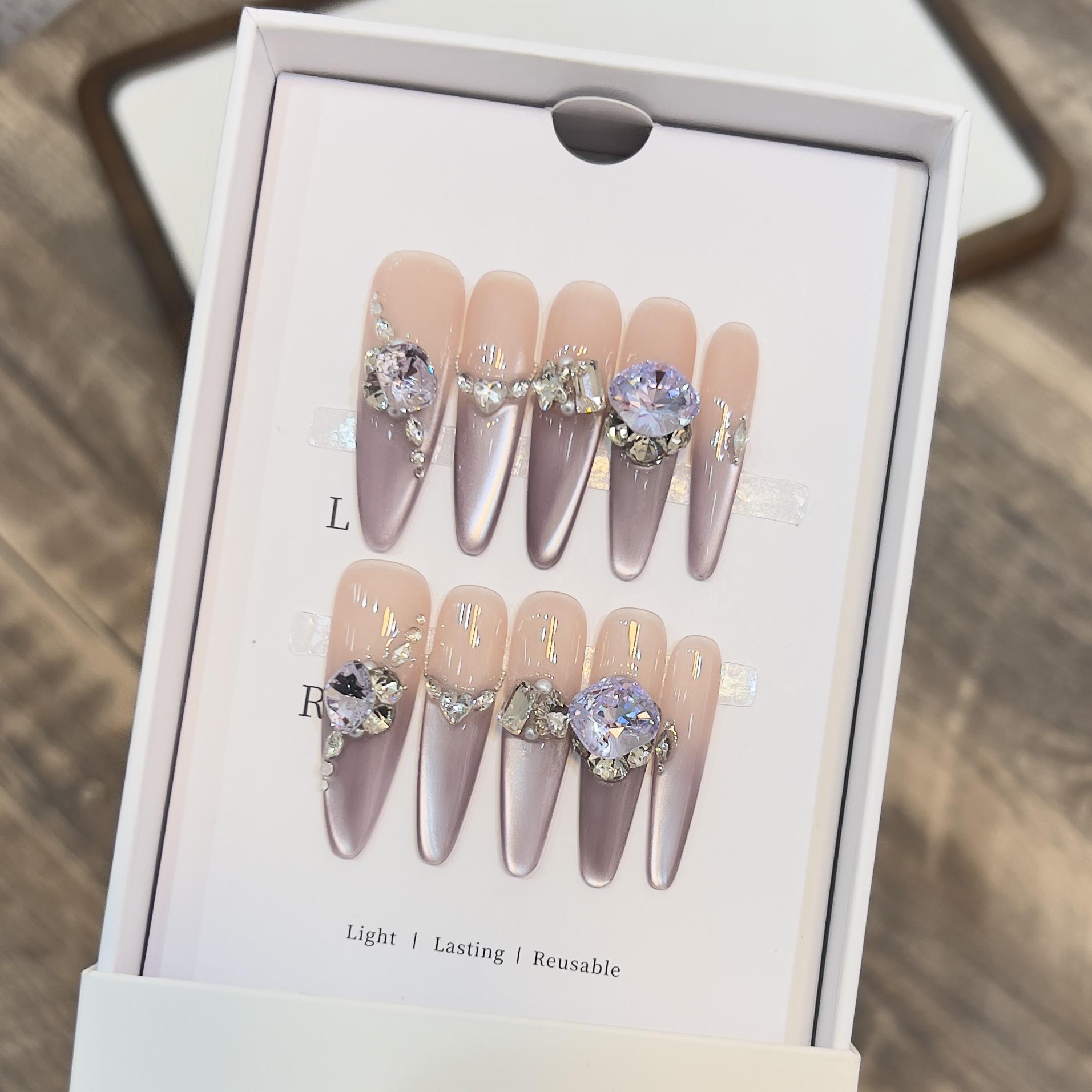 

Handmade Purple Cat Eye Zircon Diamond Nail Stickers - Removable & High-End Large