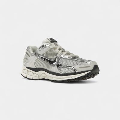Zoom Vomero 5 Photon Dust Metallic Silver (Women's)