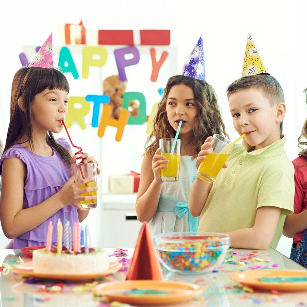 Pack of 100 Colorful Straws Throwaway Straws Bendable Straws Drinking Straws Party Straws Flexible Straws for Drinking